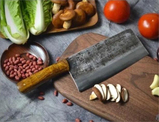 菜刀生銹了怎么清理？使用金剛砂海綿